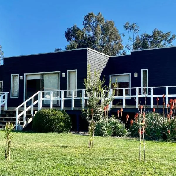 Casa Costa Zapallar, hotel in Catapilco