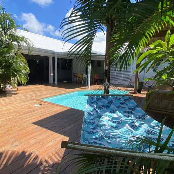 Villa bleu karaïbes、Renévilleのホテル