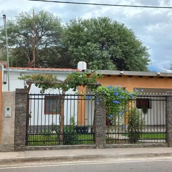 Rancho Grande, hotel in Santa María