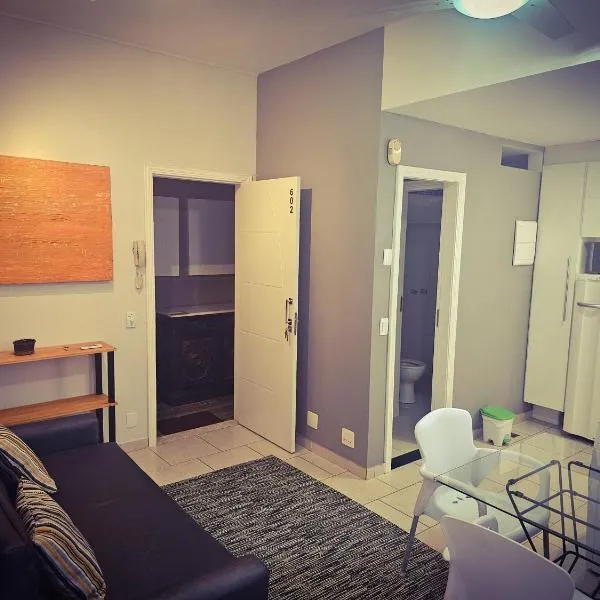 Small quiet condo posto 6, khách sạn ở Rio de Janeiro