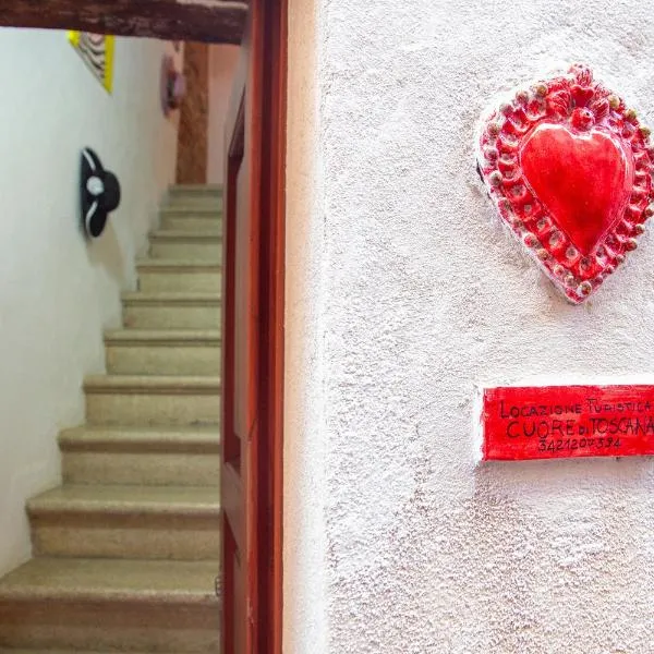 Romantic & Charming appartamento esclusivo in centro storico Cuore di Toscana, Hotel in Monterotondo