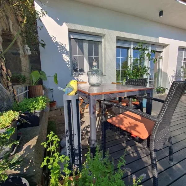 Apartma Tomažič, khách sạn ở Hrušica