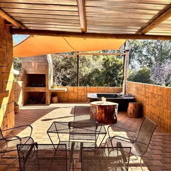 Farm stay at Rosemary Cottage on Haldon Estate, hotel in Bloemfontein