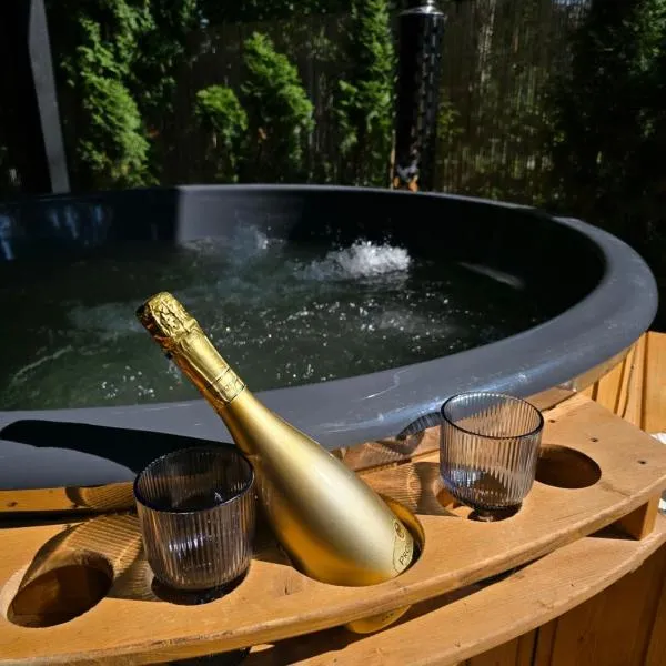 Bosko Siemiany - bania, jacuzzi, kino plenerowe, ognisko, rowery, SUP, hotel in Siemiany