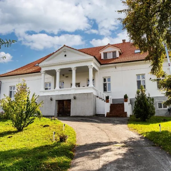 Boutique Hotel Le Baron, hotel v destinaci Găneşti