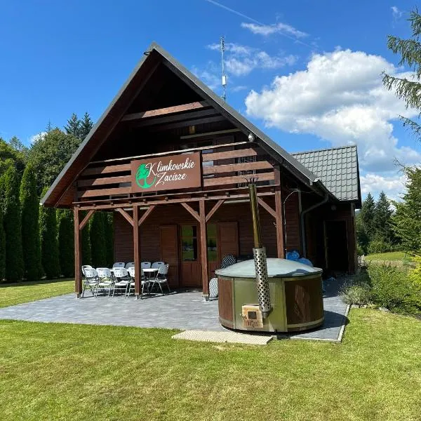 Klimkowskie Zacisze - domek całoroczny, hotel in Klimkówka