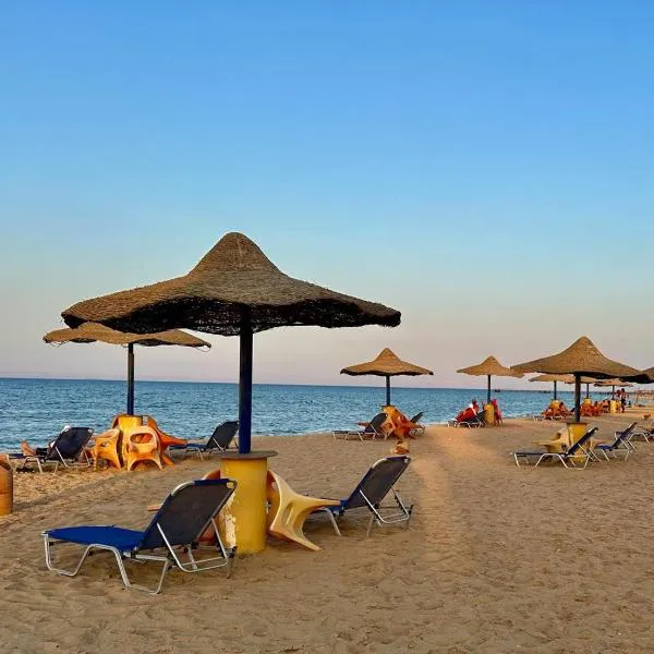 شاليه عائلي بإطلالة على البحر Venecia resort العين السخنة, hotel v destinaci Ain Soukhna