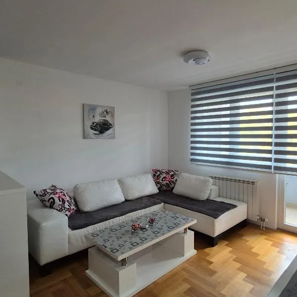 Apartman Dreams, hotel in Lukavica