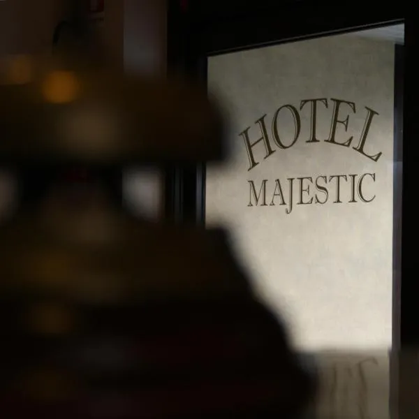 Hotel Majestic, hotel a Dresano