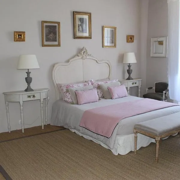 Le Vieux Castel, hotel in Roumoules
