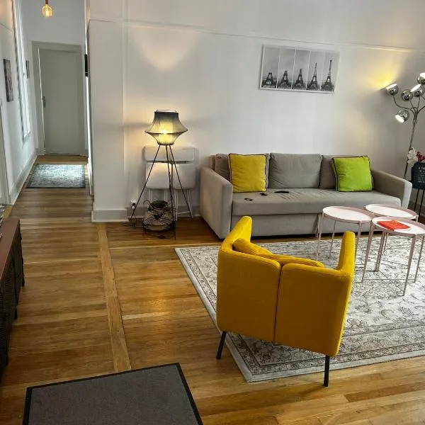 Martroi - Cœur de Ville - 3 pièces 80 m2 TV - Internet haut débit - loisirs et affaires、オルレアンのホテル