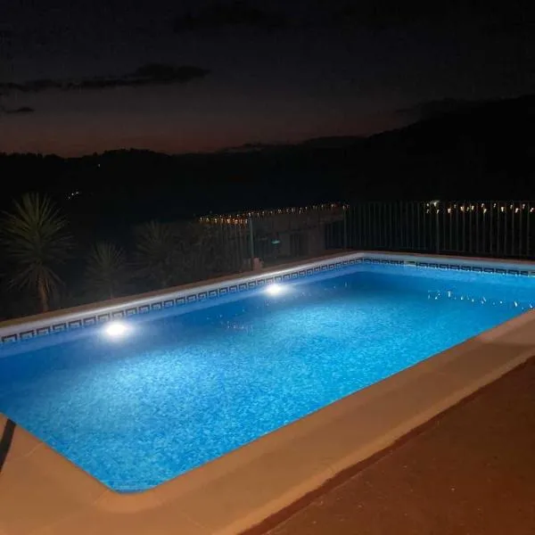 Finca El Escondite, hotel in Olocau