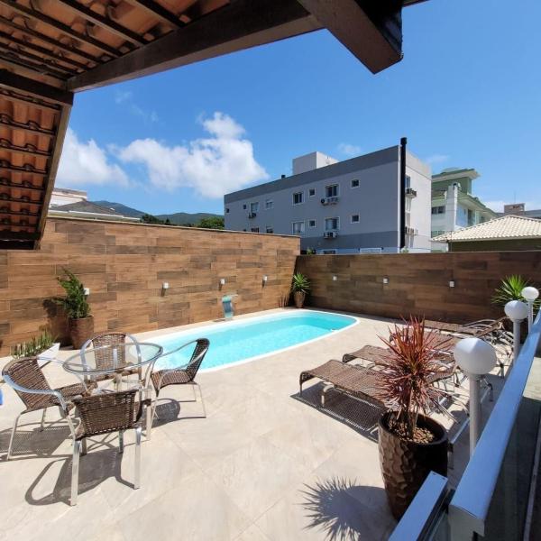 Casa Master com Piscina em Gov Celso Ramos