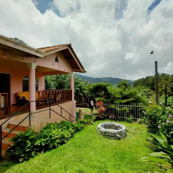 Agartha Mountain Retreat, hotel in Boquete