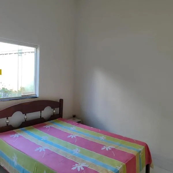 Casa espaçosa em frente à pracinha, hotel v destinaci Capitólio