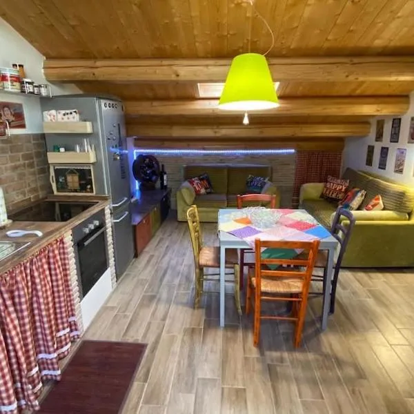 Casa vacanze Santo Stefano di Sessanio, hotel in Santo Stefano di Sessanio