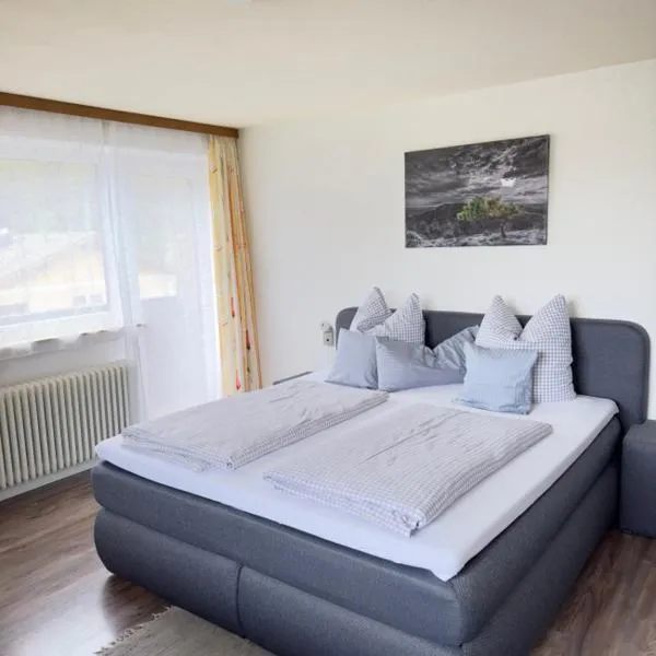 Lutz Alpenblick B&B, Hotel in Schattwald