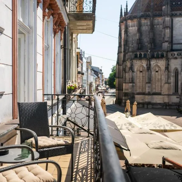 Luxapart II Beautiful Views with Breakfast option, hotel a Kosice