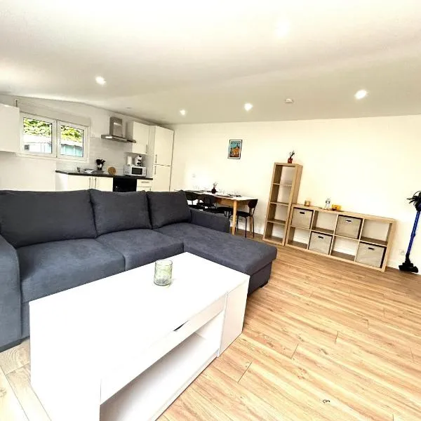 La Farfallina, entièrement rénovée, hôtel à Limoges