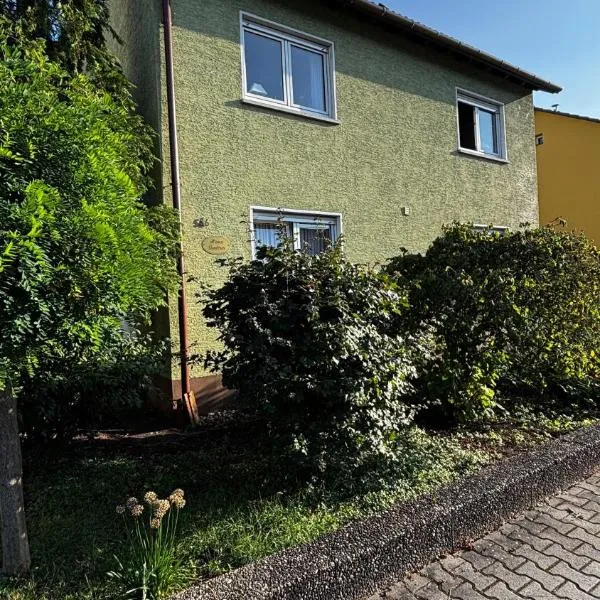 Haus Gudrun, hotel v destinaci Lorsch