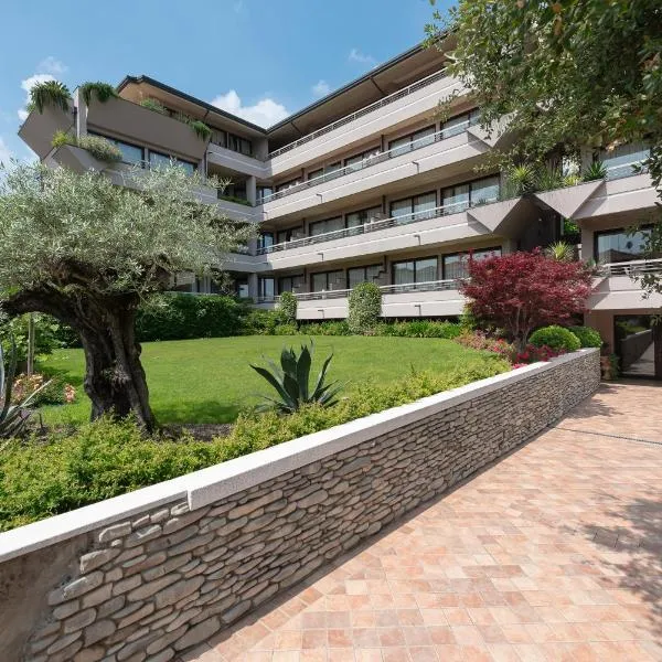 Il Sogno Apartments, hotel v destinaci Desenzano del Garda