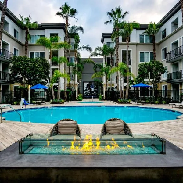 Luxe Marina Del Rey Apartment,Parking, Gym, Pool, jacuzzi,BBQ, hotel in Los Angeles