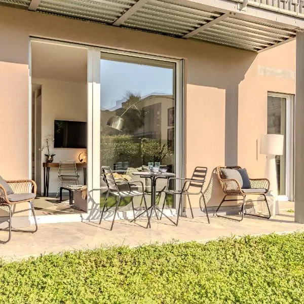Appartamento con giardino 20 min COMO,30 Lugano, hotel in Balerna