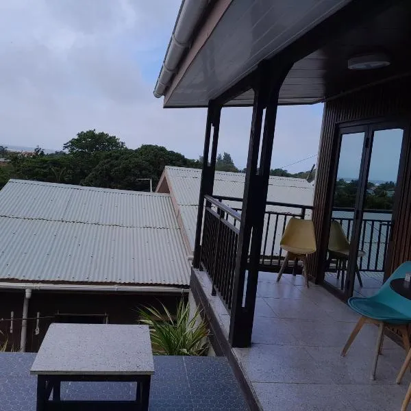 Lighthouse65 C View Villa, hotel v destinaci Anse aux Pins