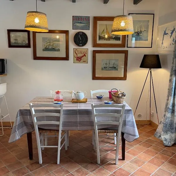 Maison de pêcheur proche du bourg, ξενοδοχείο σε Ile aux Moines