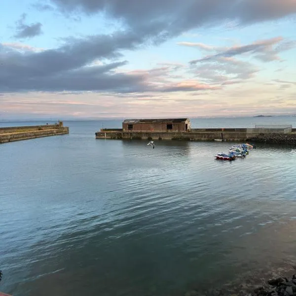 Ivianna Wharf, hotel v destinaci Fife