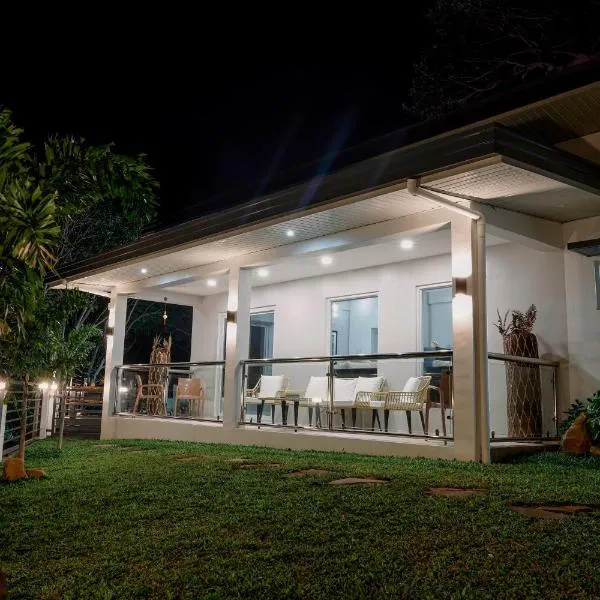 Casa de Simone BAGAC, hotel v destinaci Bagac