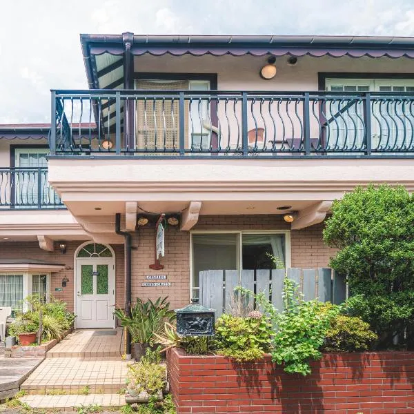 海まで徒歩5分 ROAM hotel, hotel di Kamakura