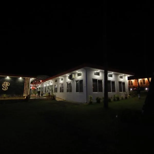 PitStop21, hotel in Athirappilly
