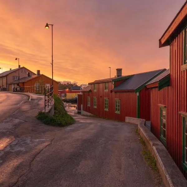 Live Lofoten Fishermen's Cabins, hotel v destinaci Stamsund