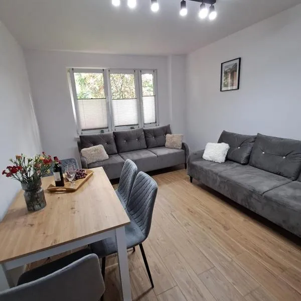 Apartament przy stawach, hotel in Grodzisk Mazowiecki