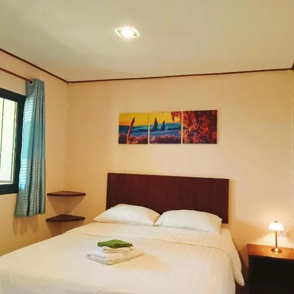 COWORX Koh Lanta, hotel v destinaci Ban Mo Nae