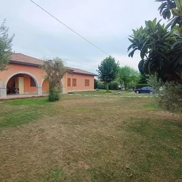 villa Toni, hotel in Scanzano