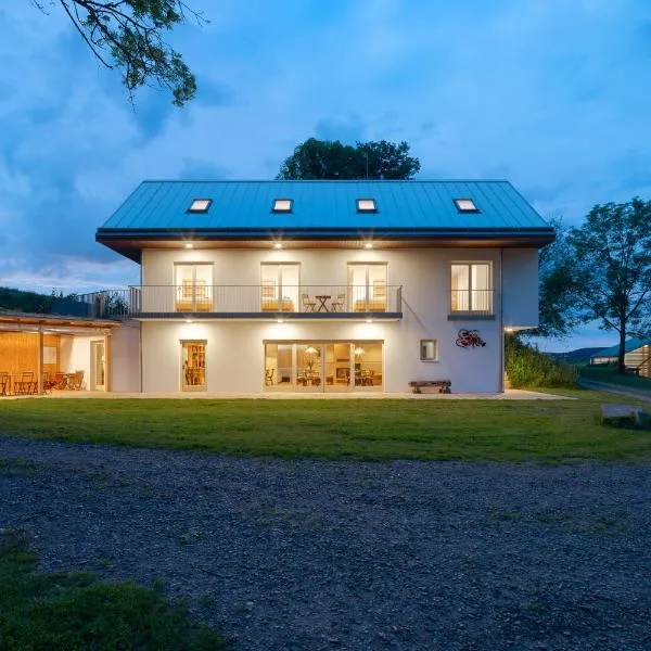 Smilovický Mlýn, hotel v Rakovníku