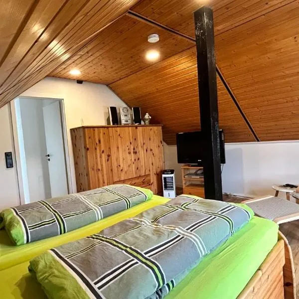Tanjas Ferienwohnung mit Weitblick, hotel in Mammelzen