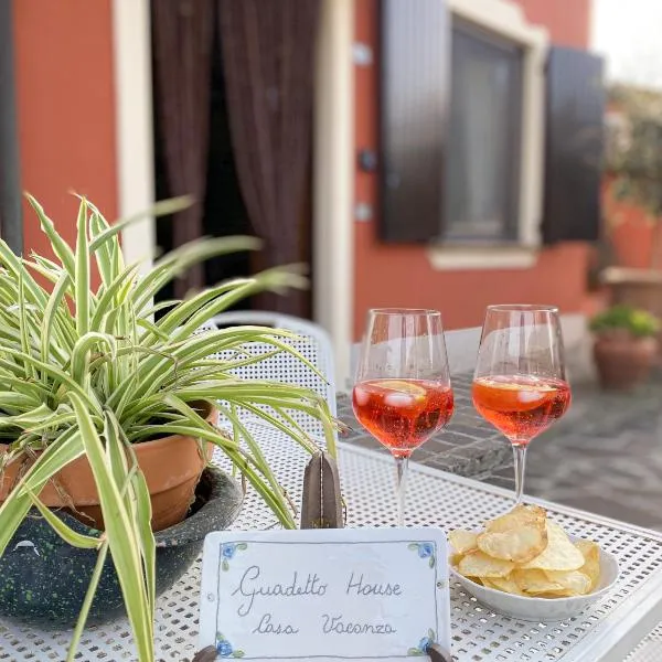 Guadetto House, hotel v destinaci Scandolara Ravara