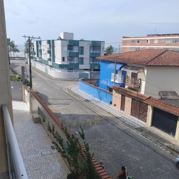 AP 50 Metros do Mar, hotel in Mongaguá