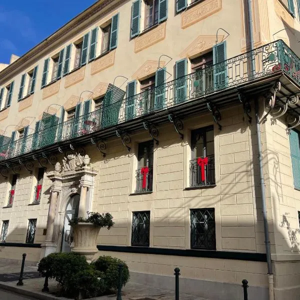 Hotel POZZO DI BORGO, hotel v Ajacciu