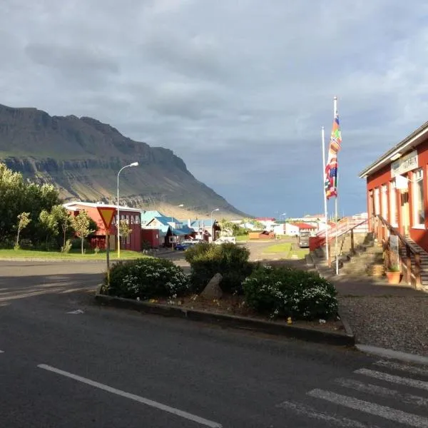 Hotel Post, hotel v destinaci Breiðdalsvík