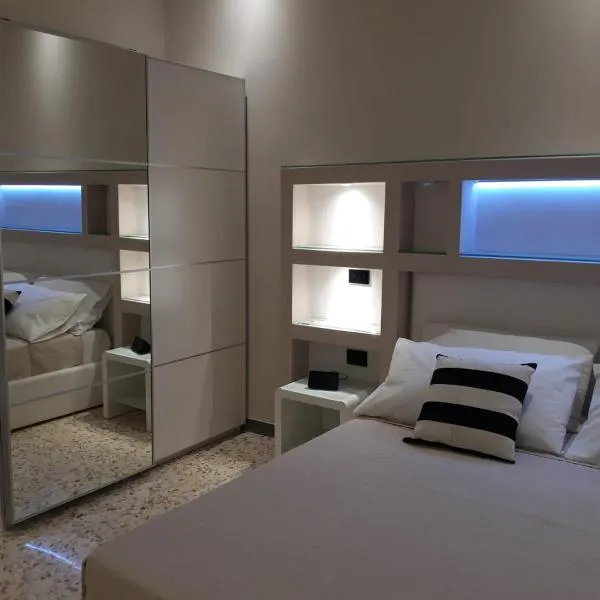Max Guest House, hotel in Praia a Mare