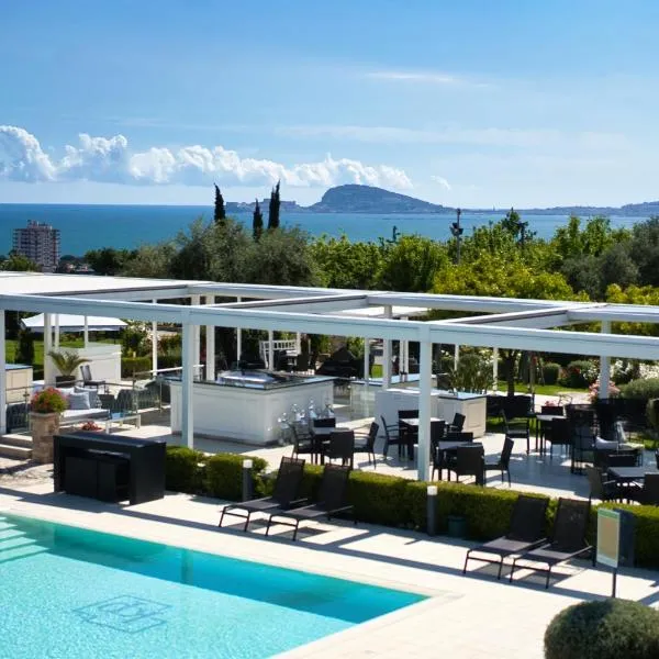 Kora Park Resort – hotel w mieście Formia
