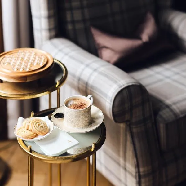 The Adria, hotel in London