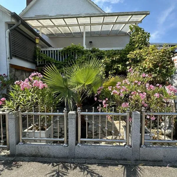 Ferienwohnung Insel Reichenau、Rheinstraßeのホテル