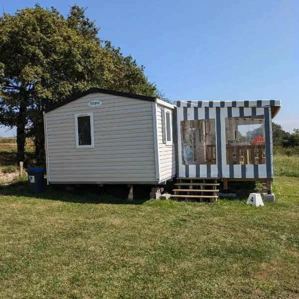 Mobil home 4x8m et terrasse 18m2 – hotel w mieście Évrunes