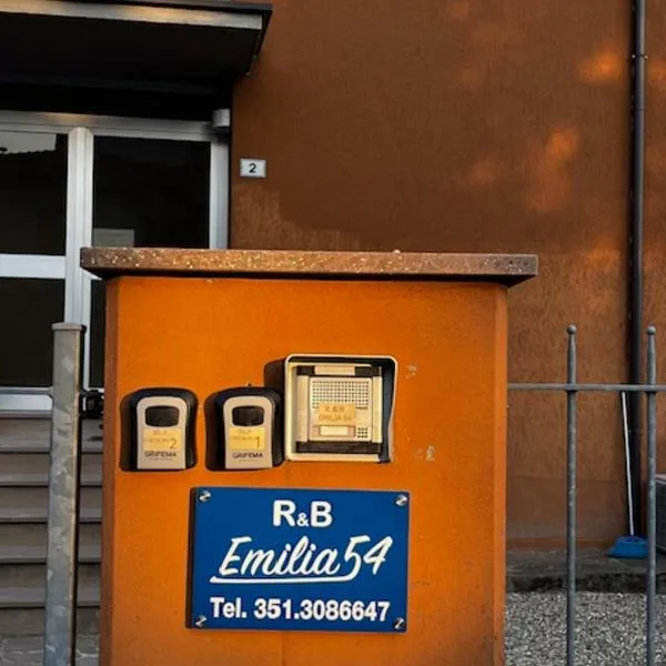 R&B Emilia, hotel v destinaci Cadeo