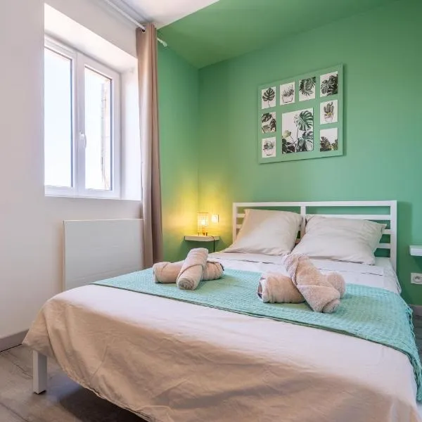 Superbe T3 spacieux et lumineux, Hotel in Saint-Georges-de-Reneins